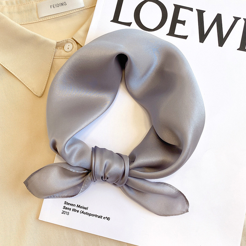 Moda bayanlar için 100% gerçek - Scarf Silk Square incelemesi ve fiyatı